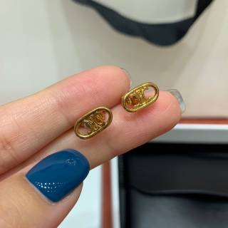 레플리카 미러급 SA급 반지 레플반지 명품레플반지 | 셀린느 트리오페 로고 귀걸이